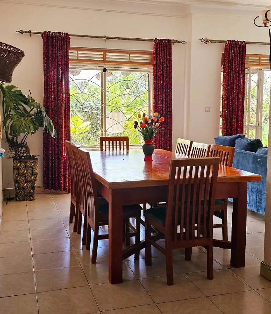 Hidden Gem Villa Kampala Holiday home